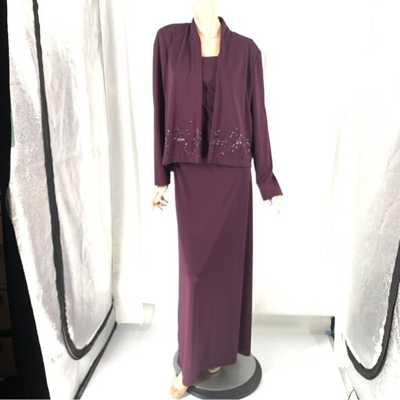 Alex Evenings plum colored  tank Maxi dress with accompanying beaded open jacket - Picture 1 of 15